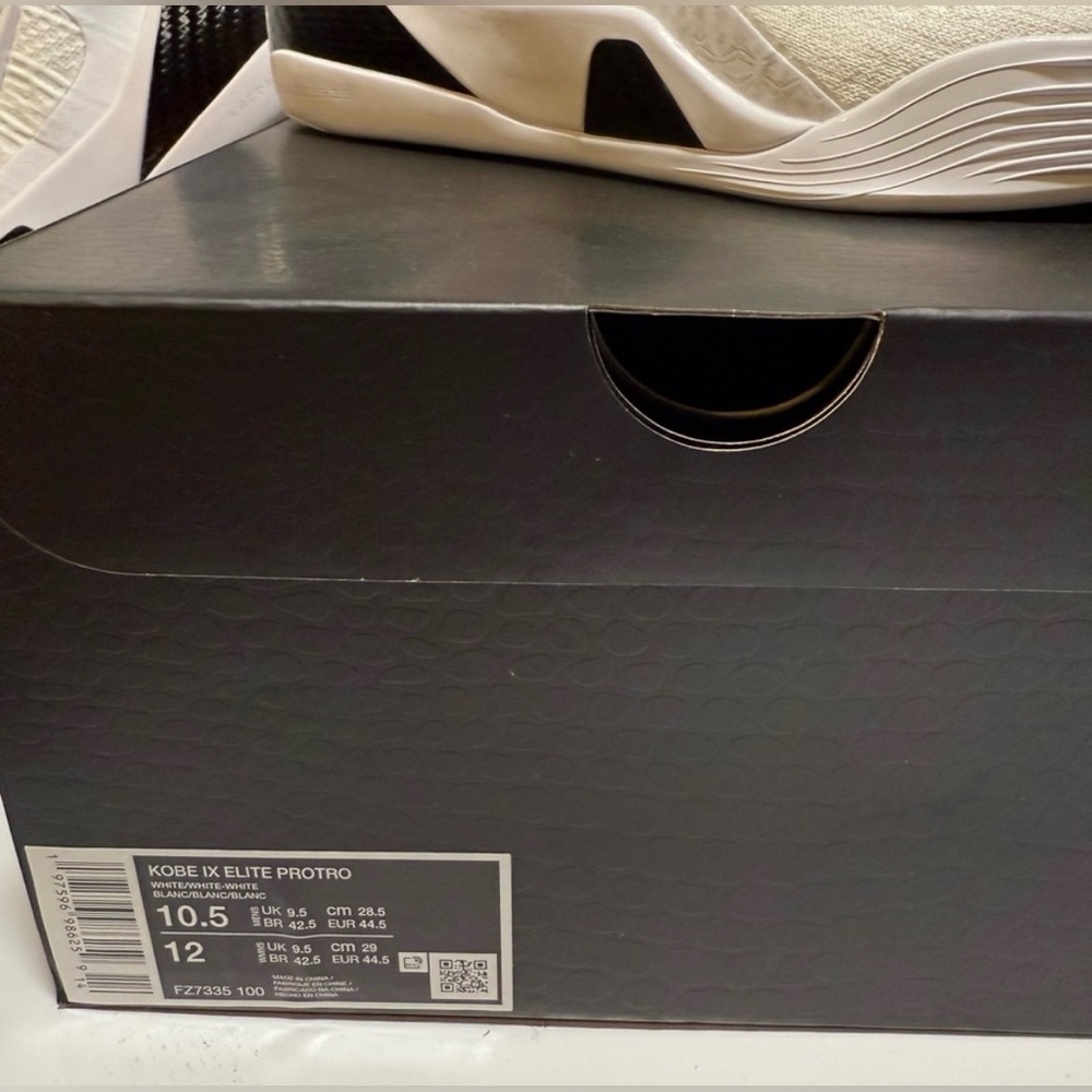Kobe 9 Elite Protro “Halo” Nike White and Black High-Top Basketball Shoes - Picture 8 of 8